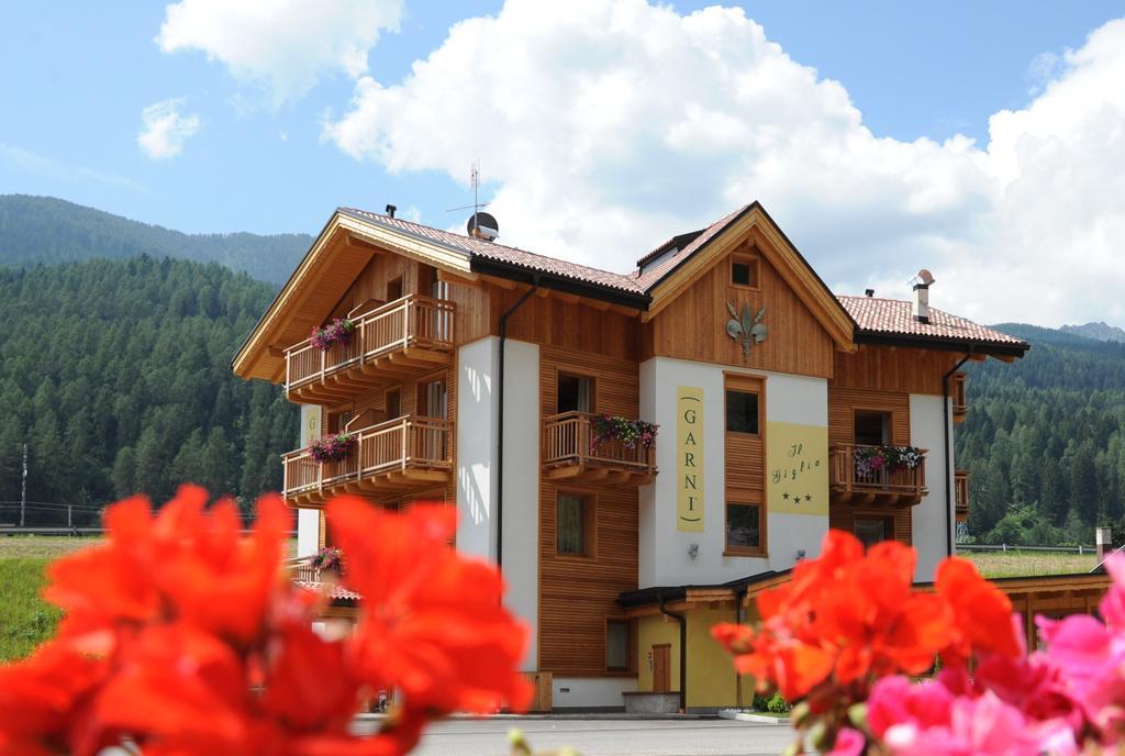 Residence Garni Il Giglio คอมเมซซาดูรา ภายนอก รูปภาพ