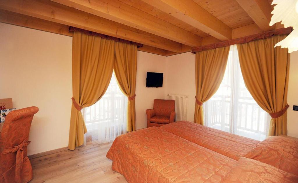 Residence Garni Il Giglio คอมเมซซาดูรา ห้อง รูปภาพ