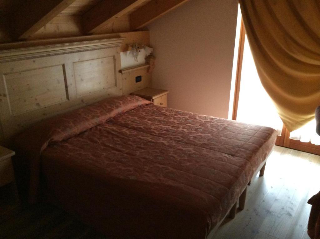 Residence Garni Il Giglio คอมเมซซาดูรา ห้อง รูปภาพ